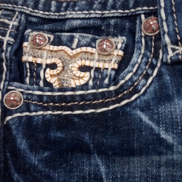 Rock Revival Women's 26 Capri Angie Embellished Shimmer Distressed NWT - Picture 7 of 11